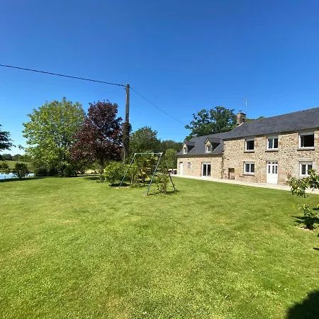 Cornillieres 35pers Etang Plaine De Jeux Braffais