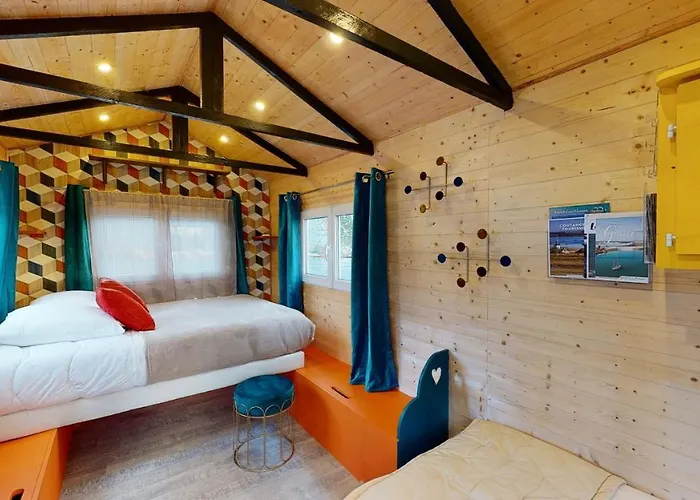 Les Cornillères Et Ses Maisonettes, 4 étoiles, Option, Société La Clé Decamp * Braffais