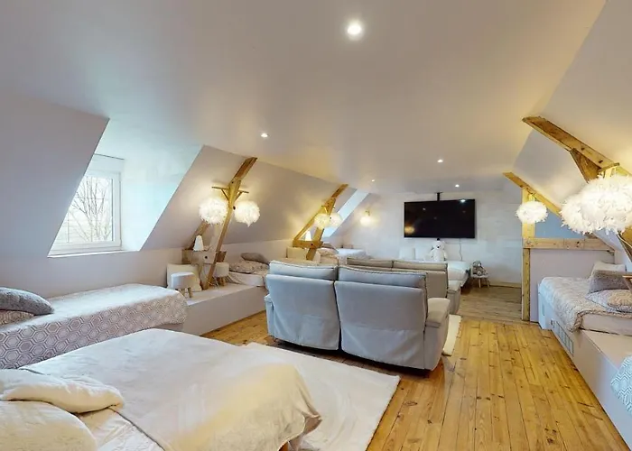 Cornillieres 35pers Etang Plaine De Jeux Hotel Braffais