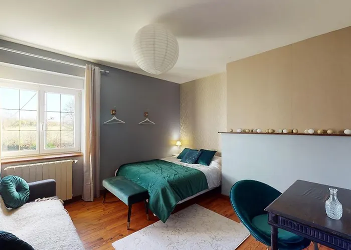 Hotel Les Cornillères Et Ses Maisonettes, 4 étoiles, Option, Société La Clé Decamp *