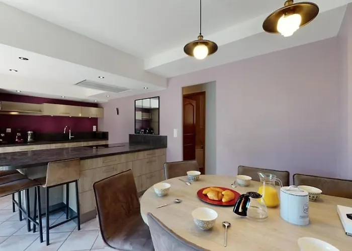 Les Cornillères Et Ses Maisonettes, 4 étoiles, Option, Société La Clé Decamp Hotel *